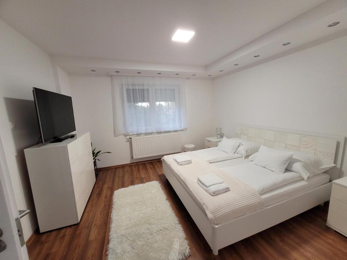 Matrix Apartman Бекесксаба Екстериор снимка